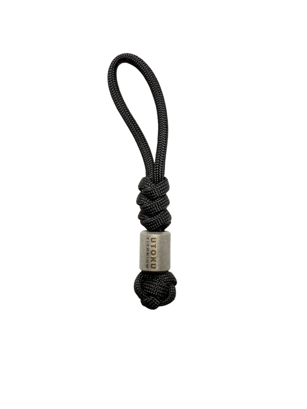 UTOKU TOOLS Titanium Alloy Pendant With Black Paracord - Silver