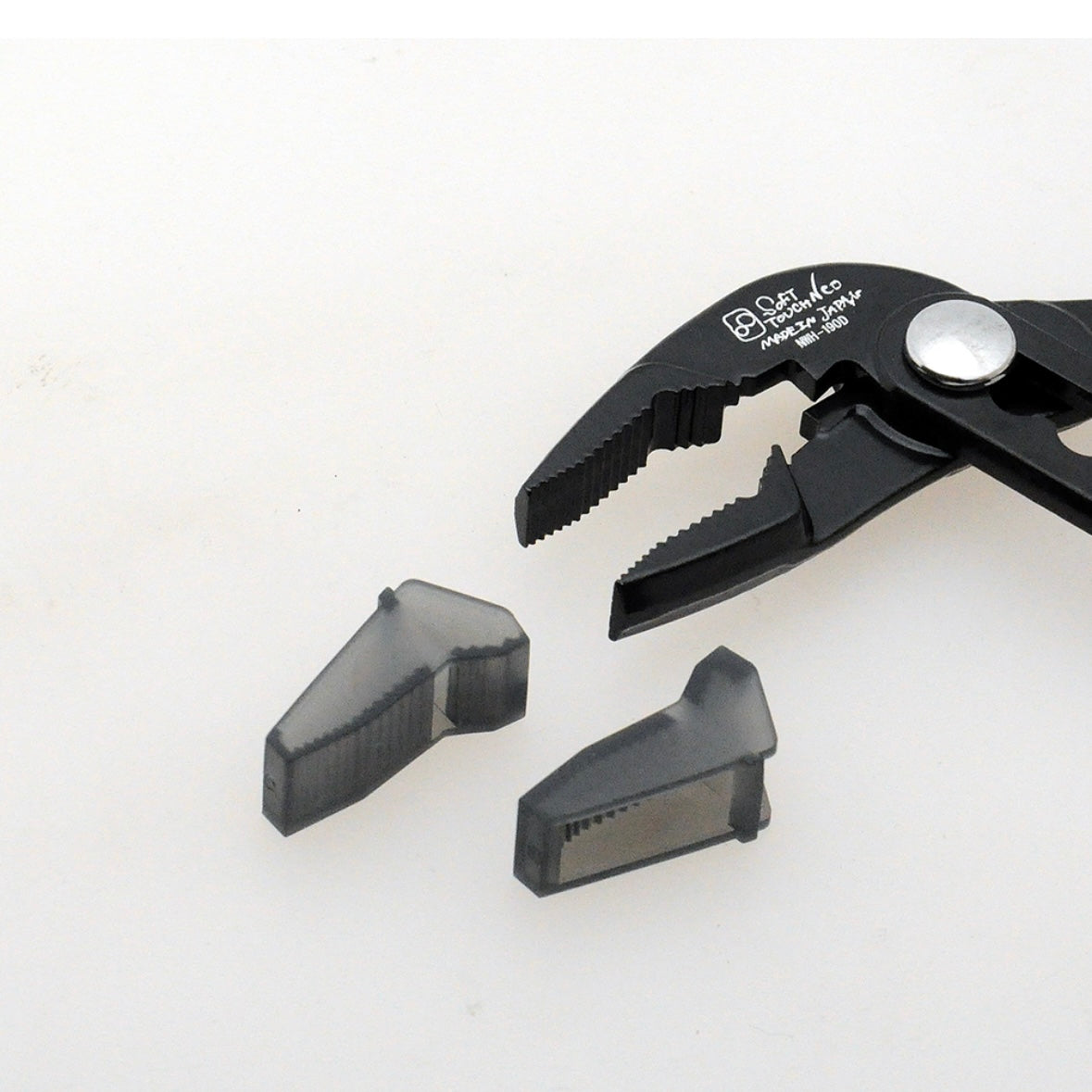 IPS PLIERS Soft Touch Neo Water (with screwdriver) [NWH-190D]