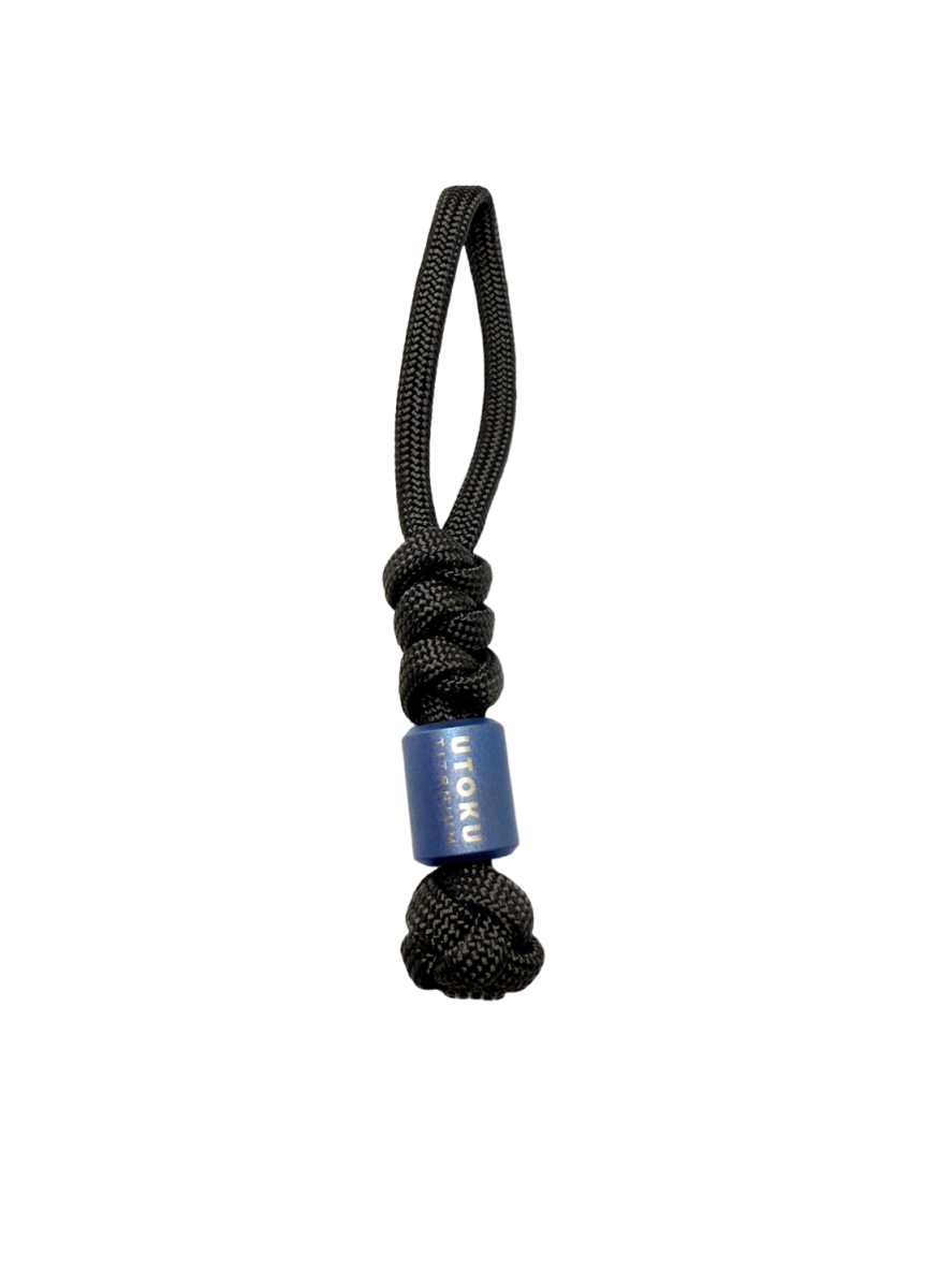 UTOKU TOOLS Titanium Alloy Pendant With Black Paracord - Blue